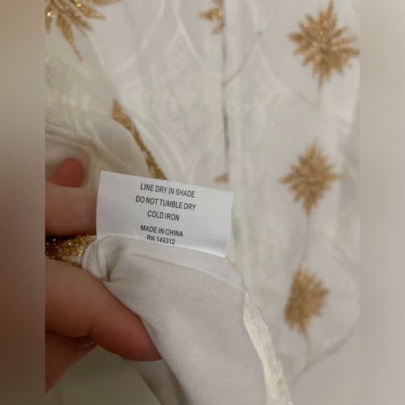 Selfie Leslie White Lace and Gold Glitter Embroidered Crop Top - Picture 9 of 9